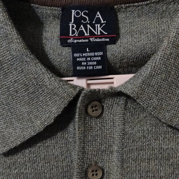 Jos. A. Bank Signature Collection 100% Merino Wool Grey Sweater SIZE LARGE - Picture 2 of 4